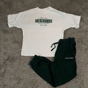 Abercrombie Kids White T-Shirt with Green Print